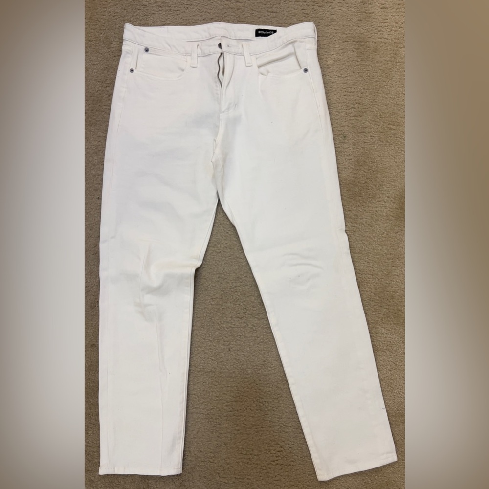Bonobos White Slim Jeans with Crisp Finish
